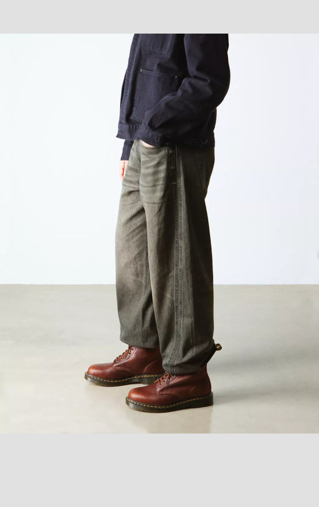 
                  
                    Dr Martens | Pascal
                  
                
