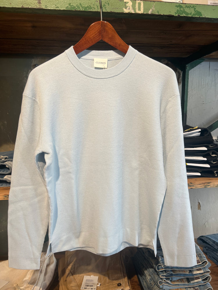 Closed | Sweater