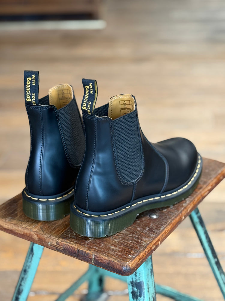 
                  
                    Dr Martens | 2976 YS
                  
                