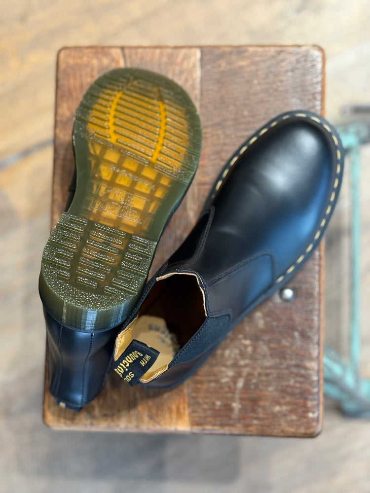 
                  
                    Dr Martens | 2976 YS
                  
                