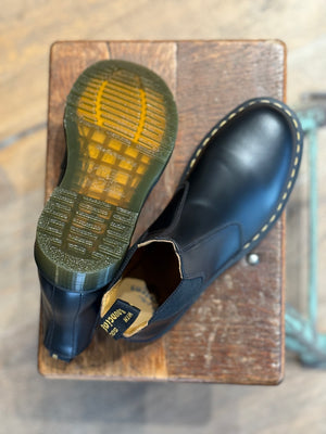 
                  
                    Dr Martens | 2976 YS
                  
                