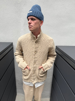 
                  
                    Closed | Strick Jacke
                  
                