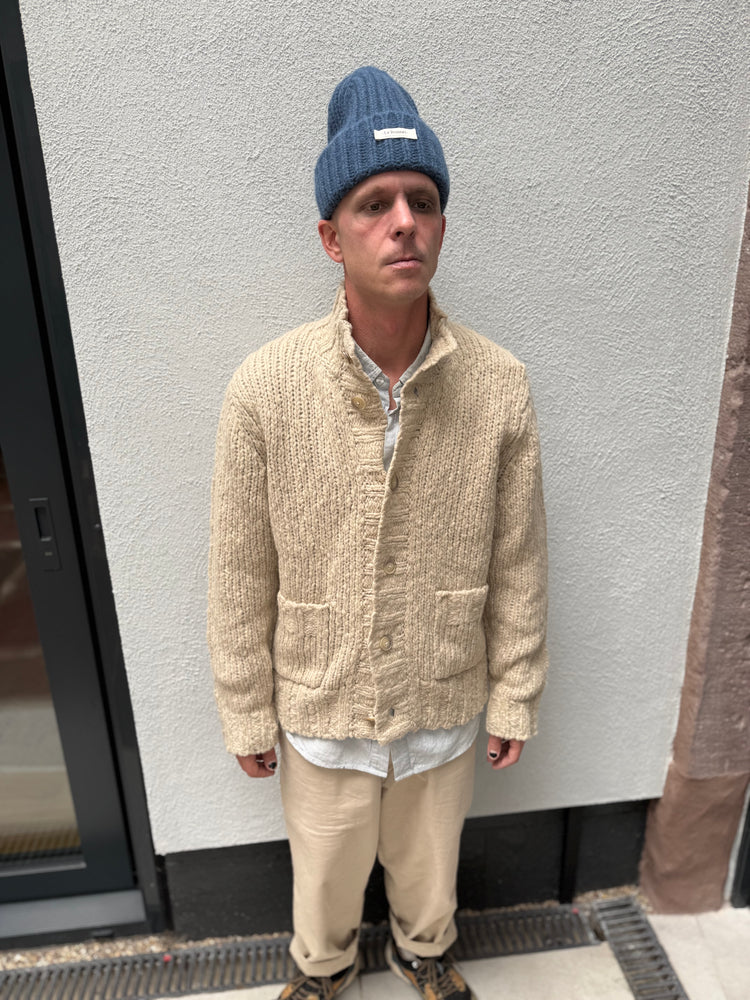 
                  
                    Closed | Strick Jacke
                  
                