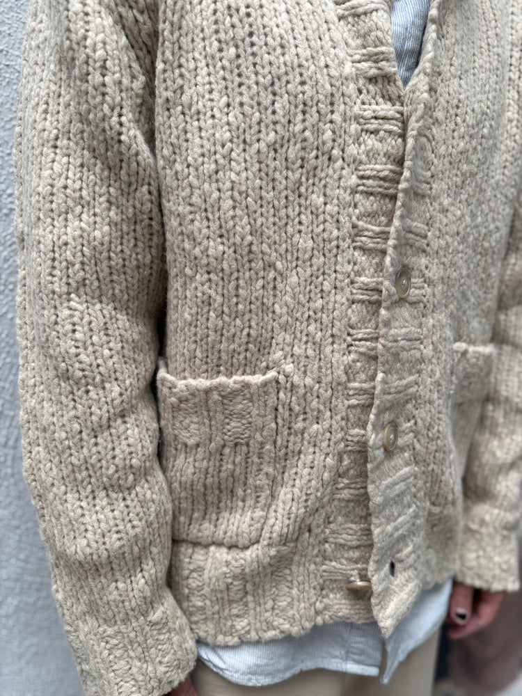 
                  
                    Closed | Strick Jacke
                  
                